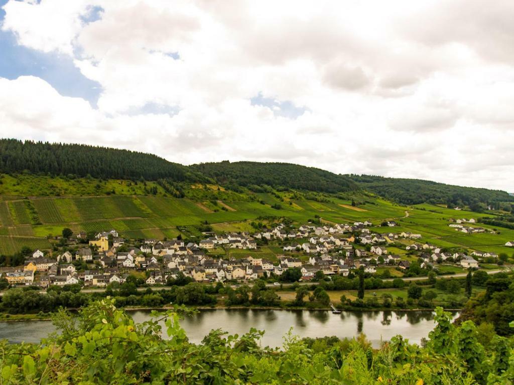 Gaestehaus Falklay Burg  Buitenkant foto